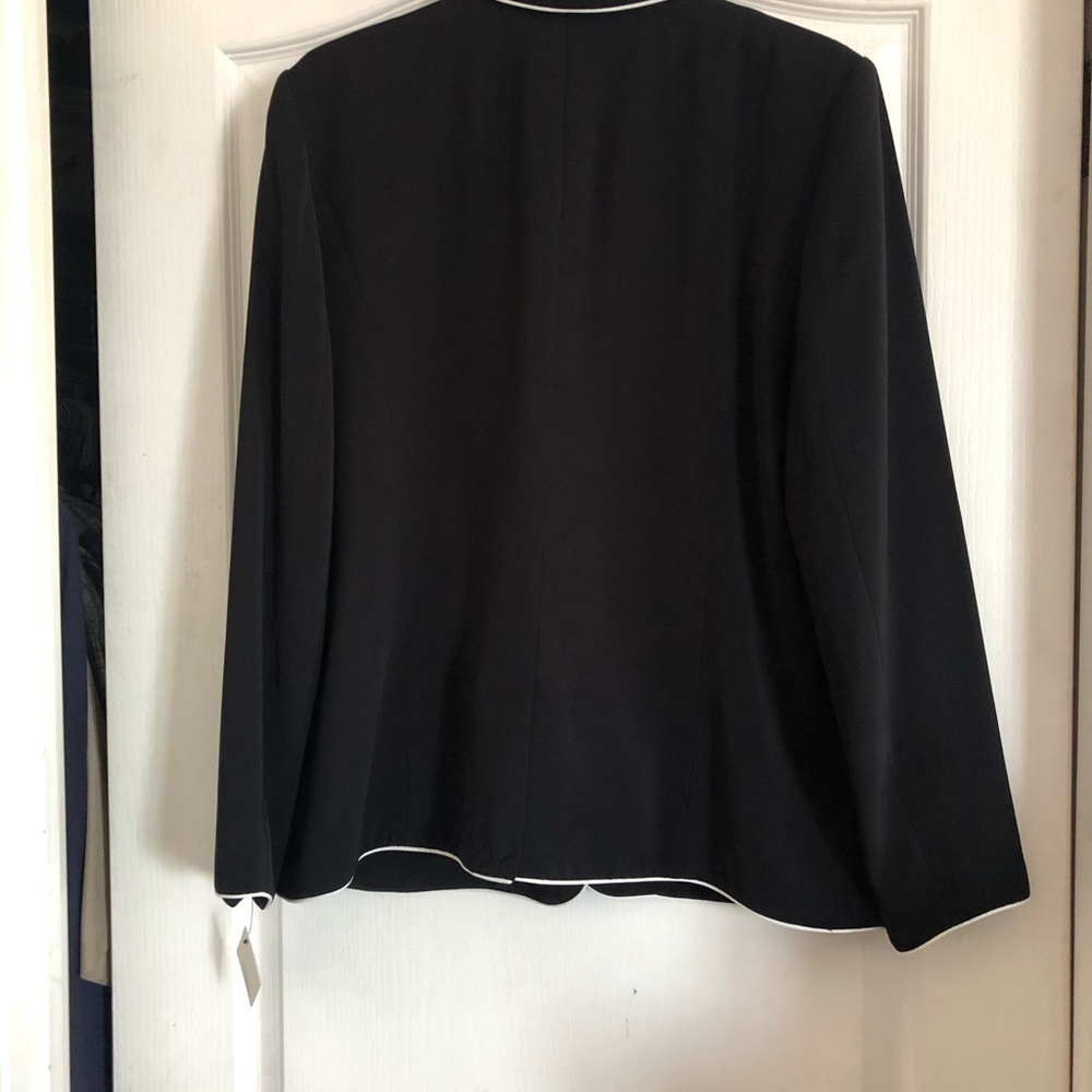Halogen Piped Twill Jacket - Picture 2 of 4